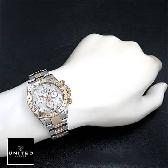 Rolex Daytona Two-Tone 116523 "White Dial" Authentic Super Replica rolex 116523 white dial replica 3 Rolex Daytona Two Tone White Dial 116523 Oyster Replica on the wrist