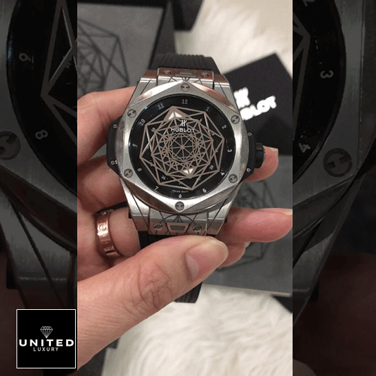 Hublot Big Bang Sang Bleu 415.NX.1112.VR.MXM16 Ultra Realistic Replica hublot big bang sang bleu 415.NX .1112.VR rubbber Hublot Big Bang Sang Bleu 415.NX_.1112.VR Black Rubber Bracelet Replica