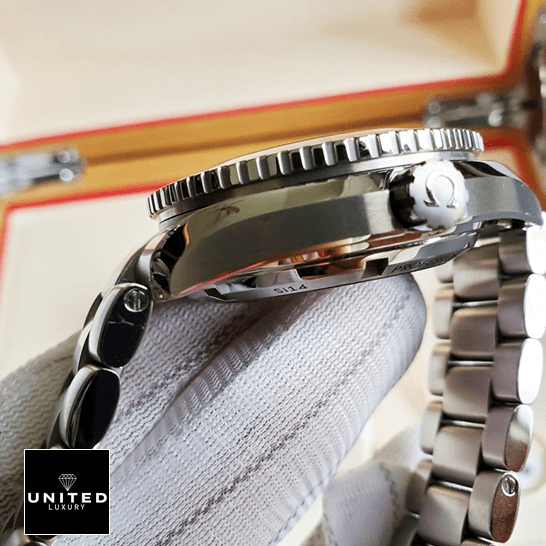 Omega Seamaster Planet Ocean 232.30.42.21.01.002 Replika ta?