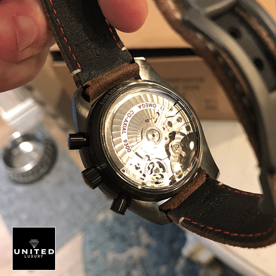 Omega Speedmaster Moonwatch 311.92.44.51.01.006 True Replica 1:1 omega speedmaster 311.92.44.51 replica back Omega Speedmaster 311.92.44.51 Leather Brown Bracelet Replica mechanism view