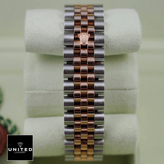 Rolex Datejust Jubilee Bracelet Clasp on the emblem