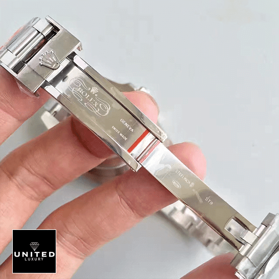 Rolex Datejust 36 Perpetual 116200 Oyster Bracelet Replica open fold clasp on the Rolex Logo