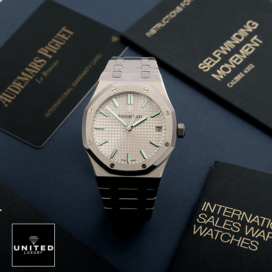 Audemars Piguet Royal Oak 15500ST.OO.1220ST.03 "Blue Dial" Premium Replica 1:1 audemars piguet royal oak 15500ST.OO .1220ST.04 replica LUMINANCE