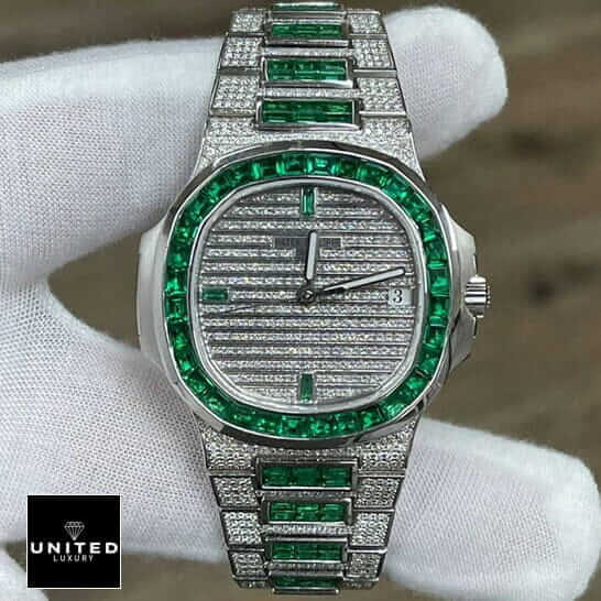 Patek Philippe Nautilus 5711/1300A "Emerald Bezel" Premium Duplicate emerald bezel 5711 replica 4 emerald-bezel-5711-replica-4