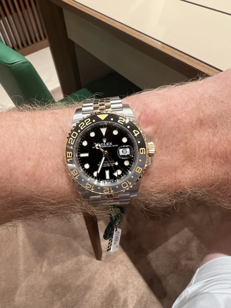 Superclone Rolex GMT-Master II Black Dial “Zombie??126713GRNR photo review
